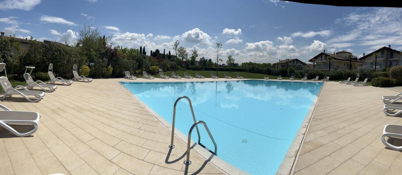 Casa Della Regina Apartment Сирмионе Екстериор снимка