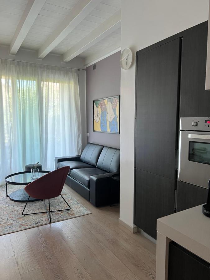 Casa Della Regina Apartment Сирмионе Екстериор снимка