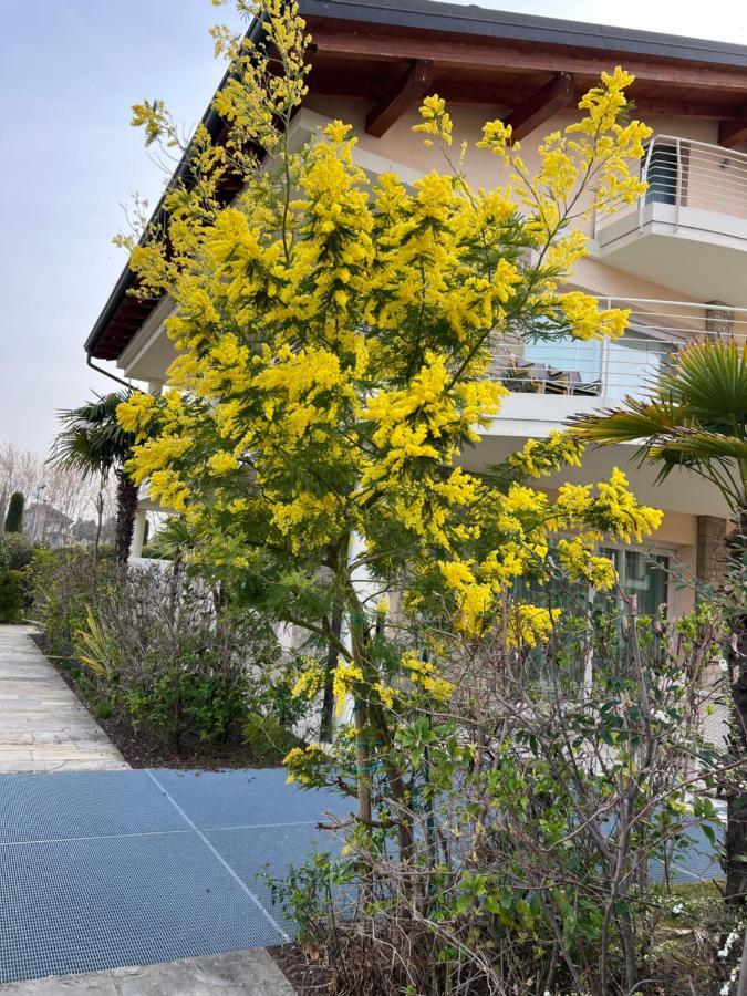 Casa Della Regina Apartment Сирмионе Екстериор снимка