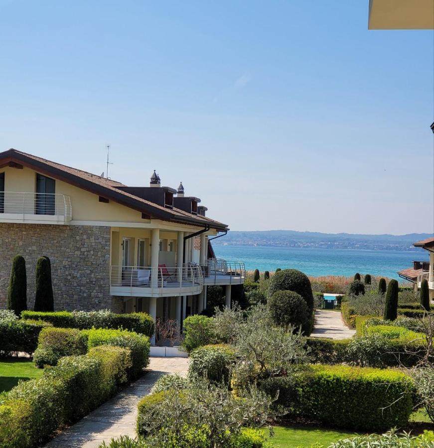Casa Della Regina Apartment Сирмионе Екстериор снимка