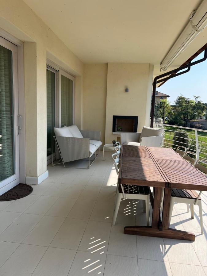 Casa Della Regina Apartment Сирмионе Екстериор снимка
