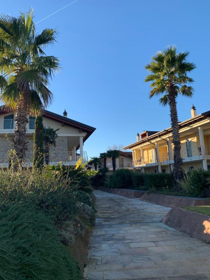 Casa Della Regina Apartment Сирмионе Екстериор снимка